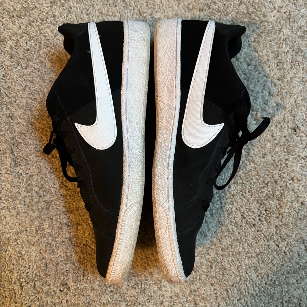 Nike Black and White Casual Shoes